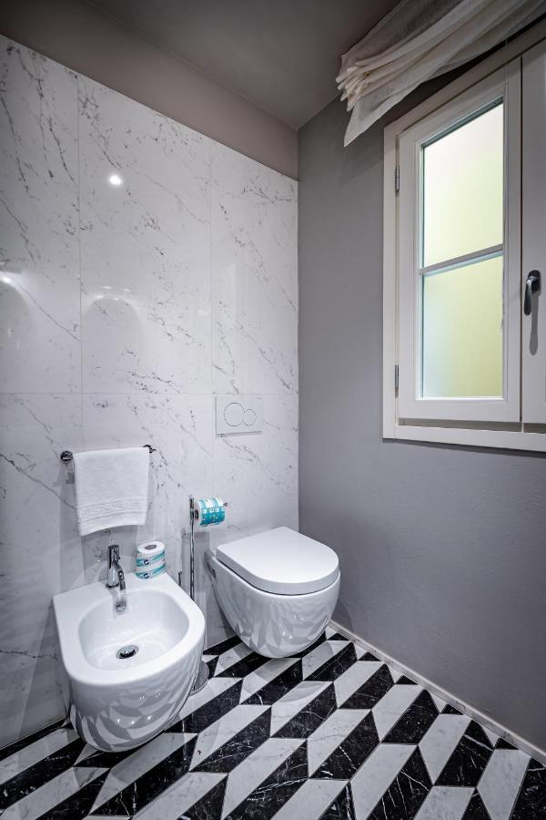 Hs4U Ricasoli Luxury Apartment Near Duomo N. 3 Φλωρεντία Εξωτερικό φωτογραφία