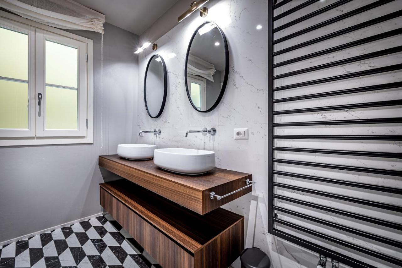 Hs4U Ricasoli Luxury Apartment Near Duomo N. 3 Φλωρεντία Εξωτερικό φωτογραφία